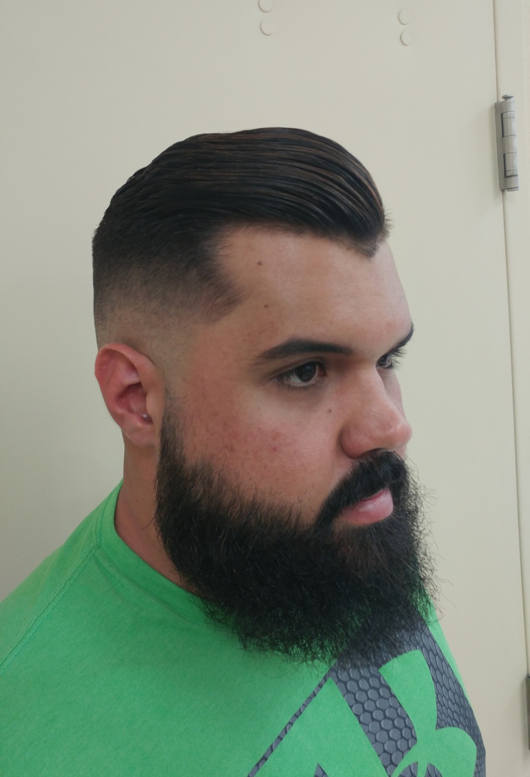 Beard trim and skin fade at Crown Hair Studio Orlando